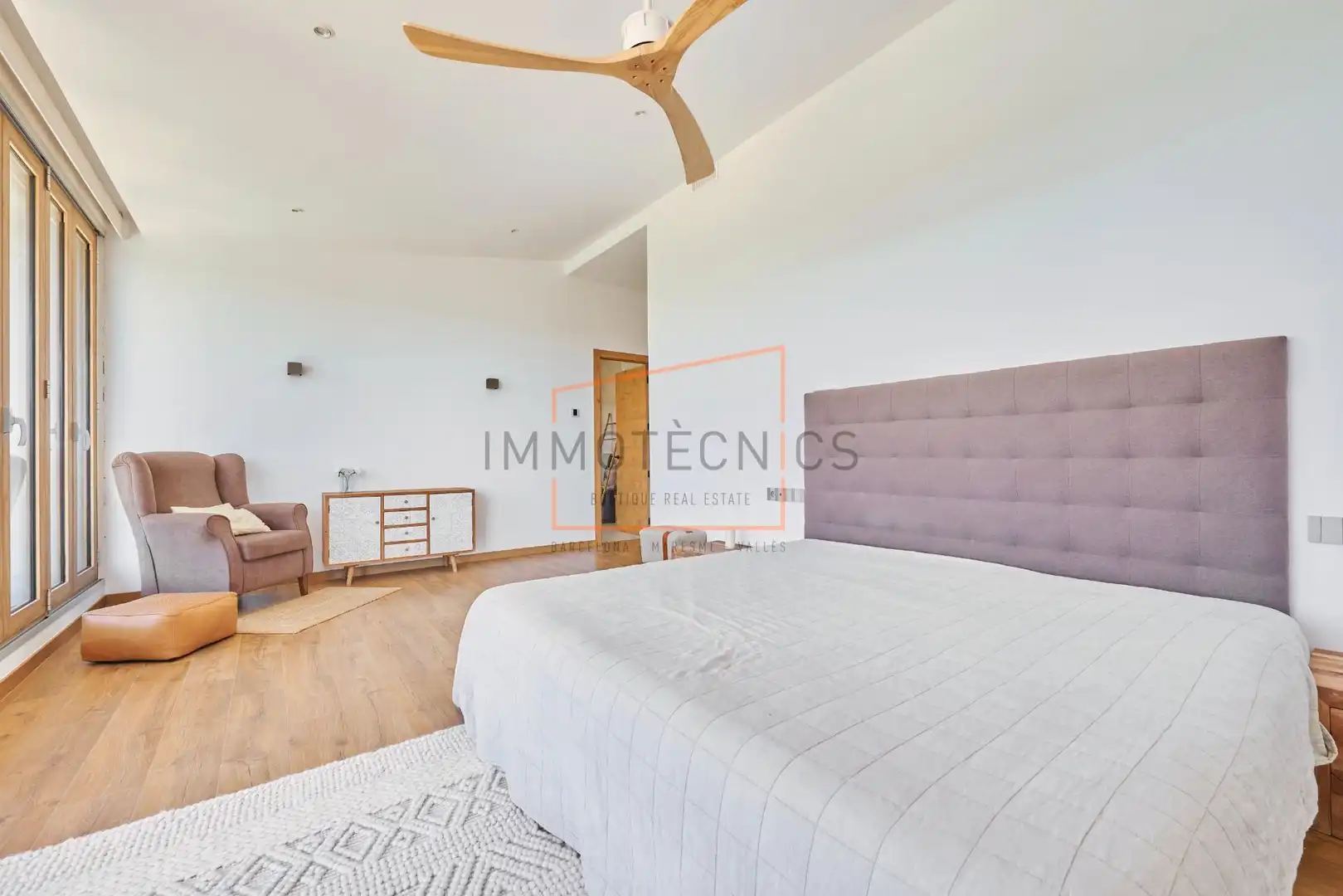 Dormitori de Casa o xalet en venda en Santa Eulàlia de Ronçana amb Aire condicionat, Jardí privat i Terrassa