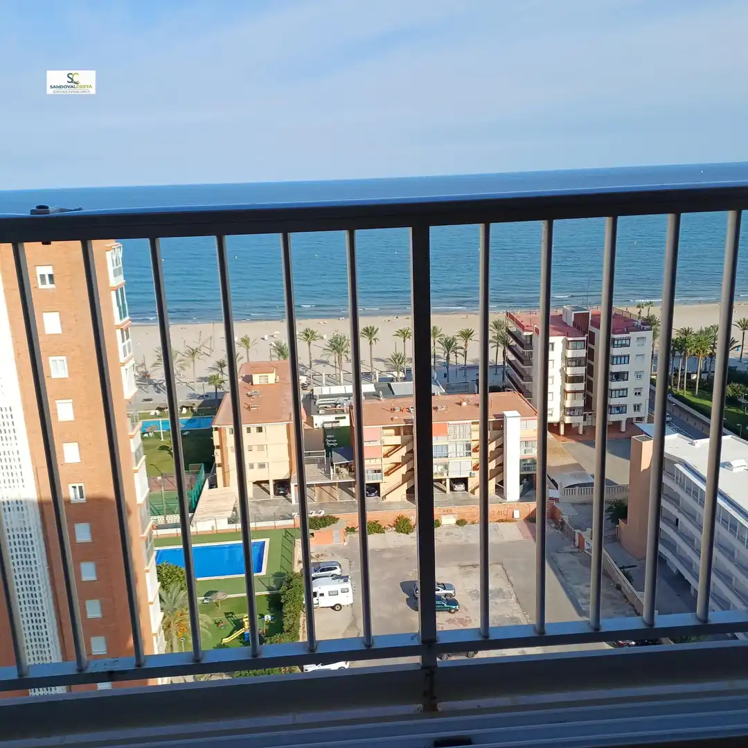 Habitación de Apartamento en venta en Alicante / Alacant con Aire acondicionado y Piscina comunitaria