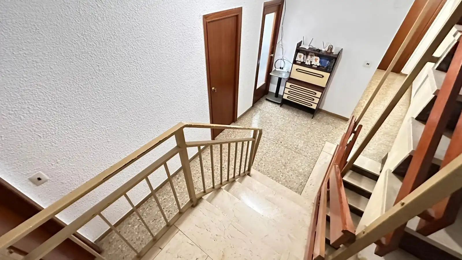 Houses for sale in Carlet  with Terrace, Storage room and Balcony