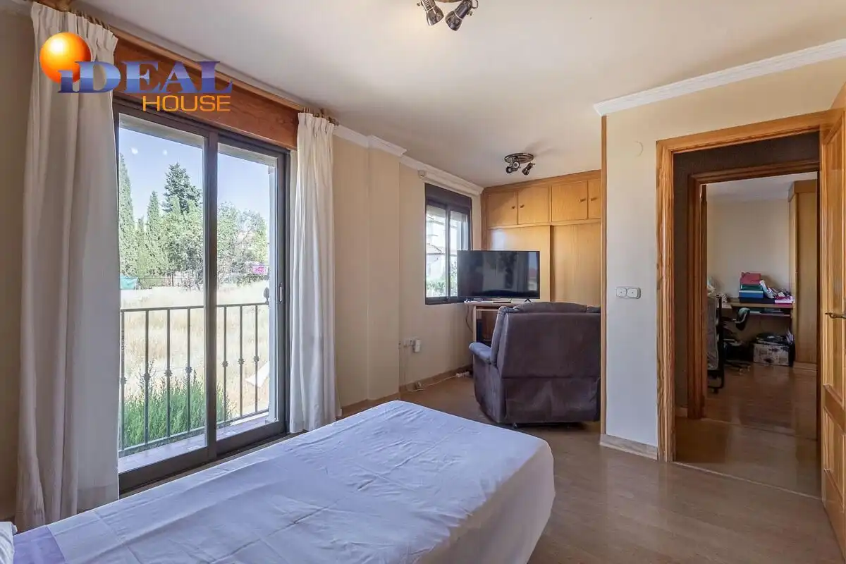 Casa o xalet en venda a Gójar