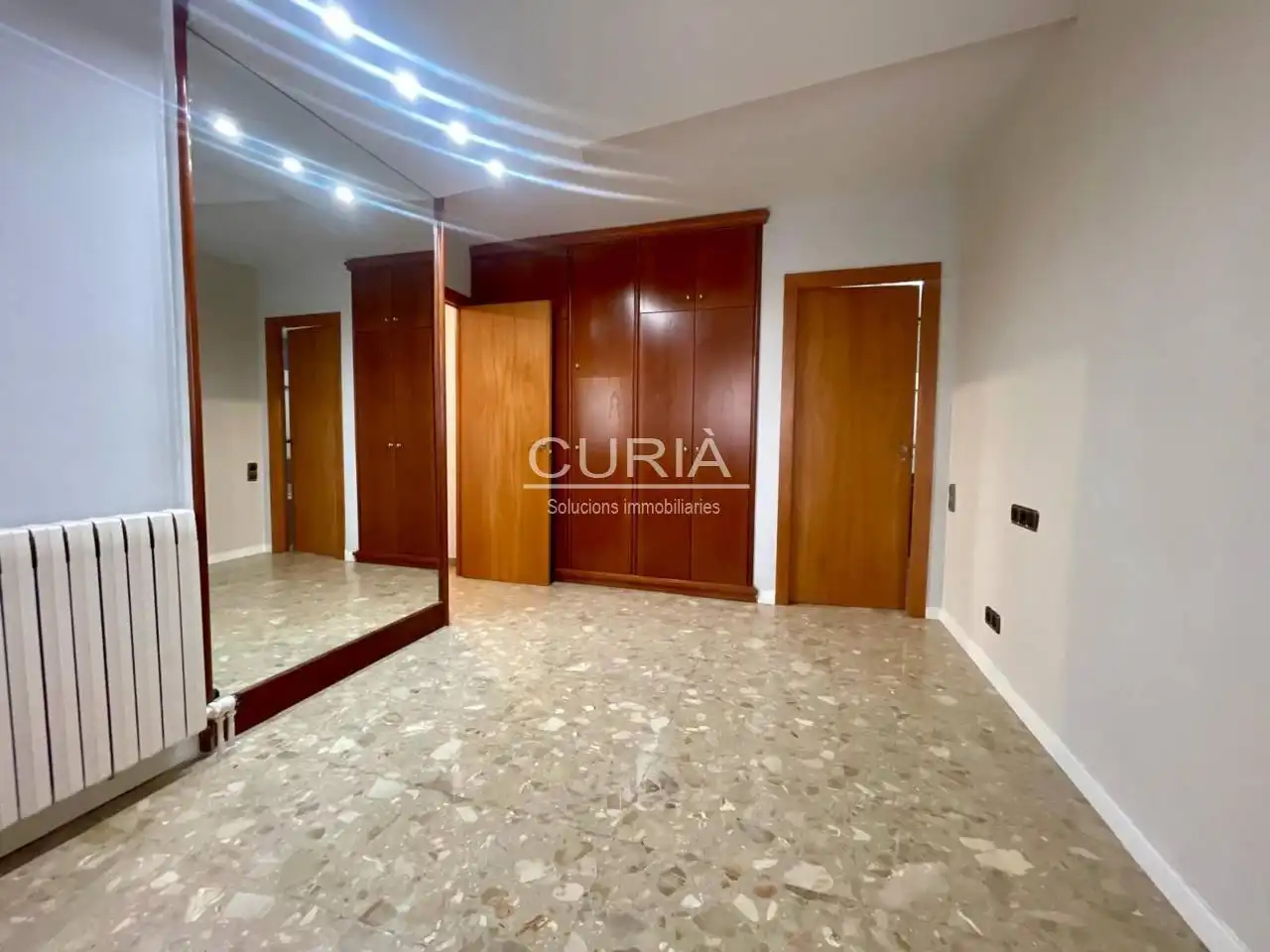 Schlafzimmer von Wohnung zum Verkauf in Lleida mit Heizung