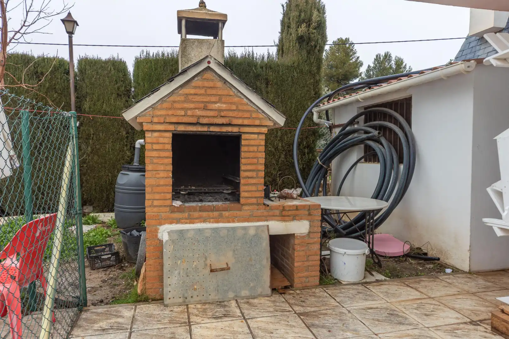 Jardí de Casa o xalet en venda en Baza amb Jardí privat, Terrassa i Piscina