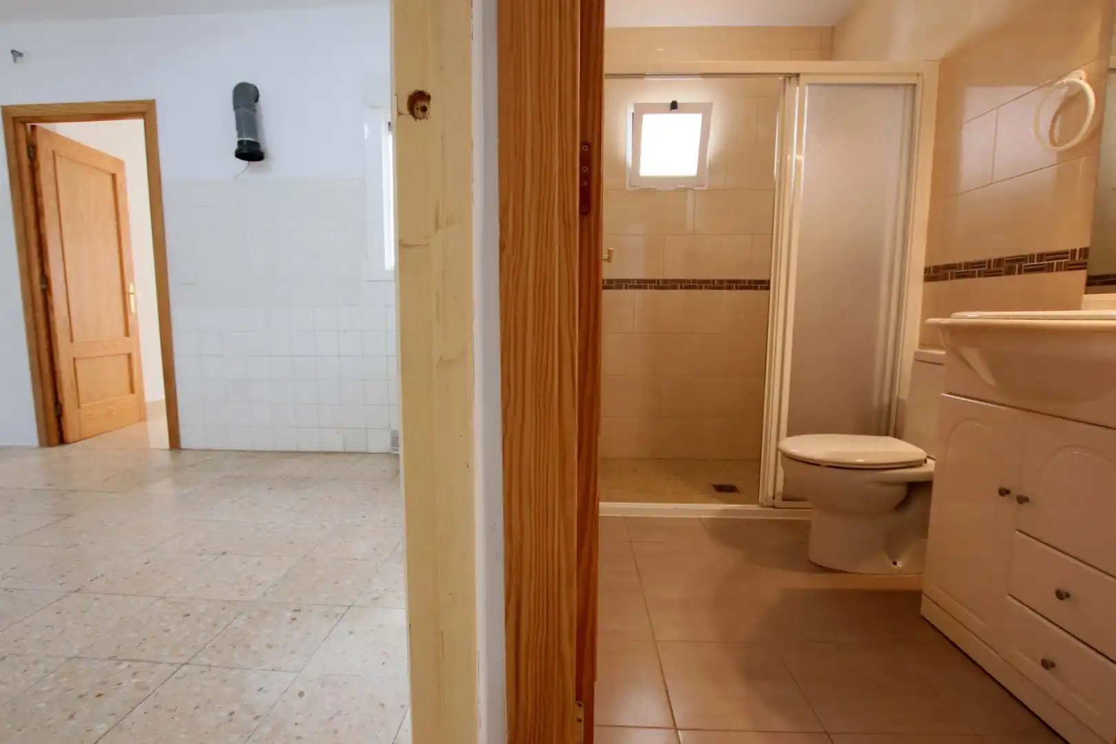 Baño de Casa o chalet en venta en Valdelacalzada, Badajoz
