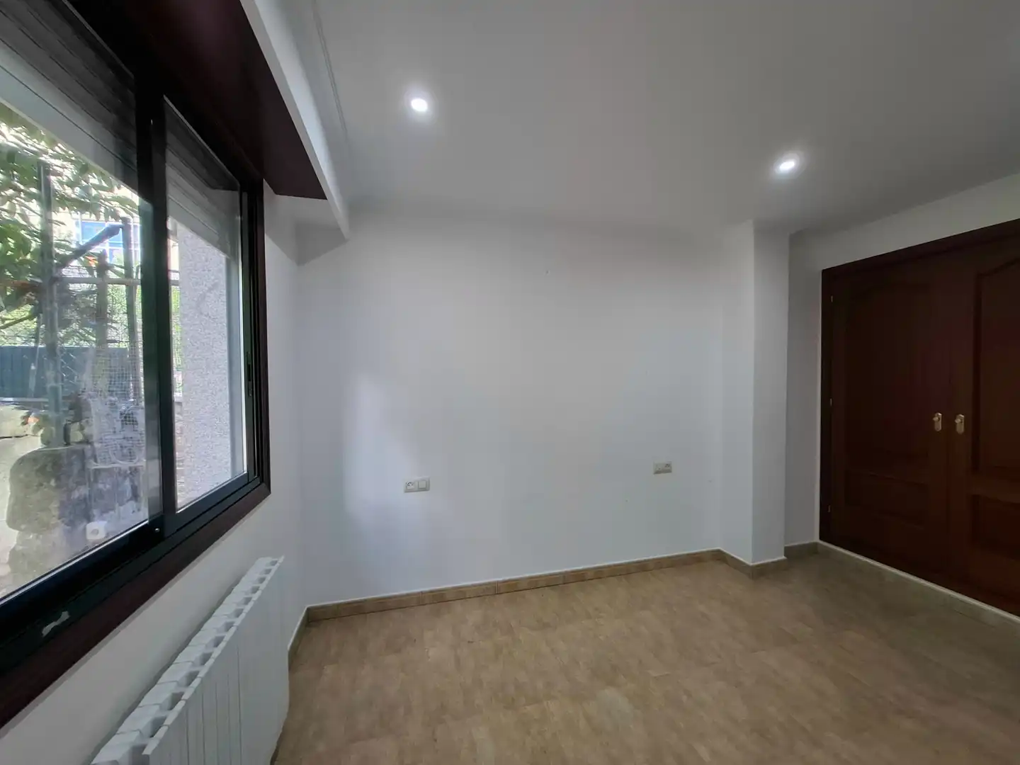 Casa adosada en venda en Ourense Capital  amb Calefacció, Jardí privat i Terrassa