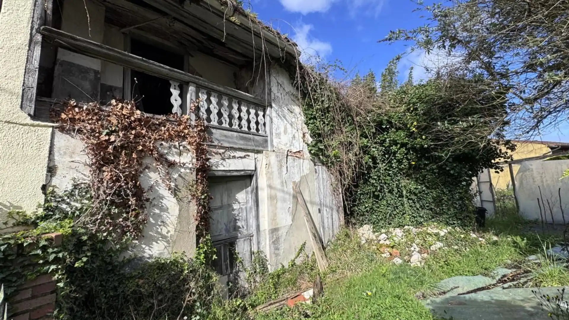 Casa adosada en venta en Posada - Barro