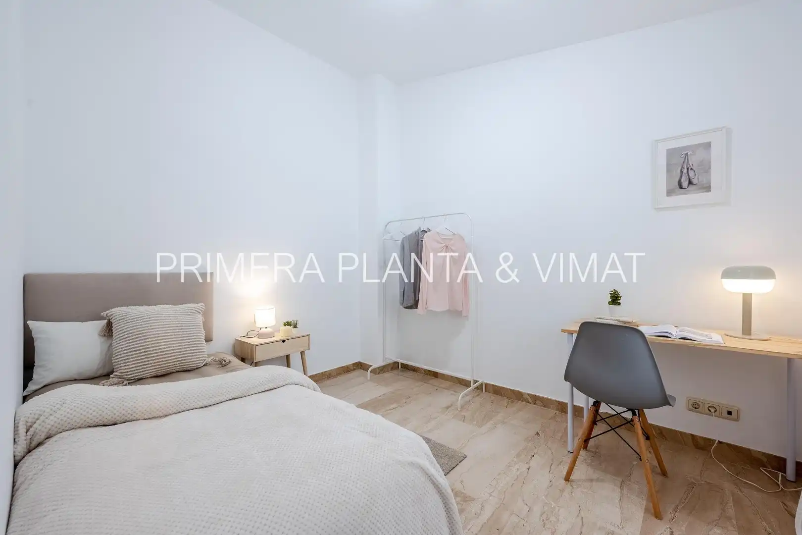 Habitación de Planta baja en venta en Mataró con Aire acondicionado, Calefacción y Terraza