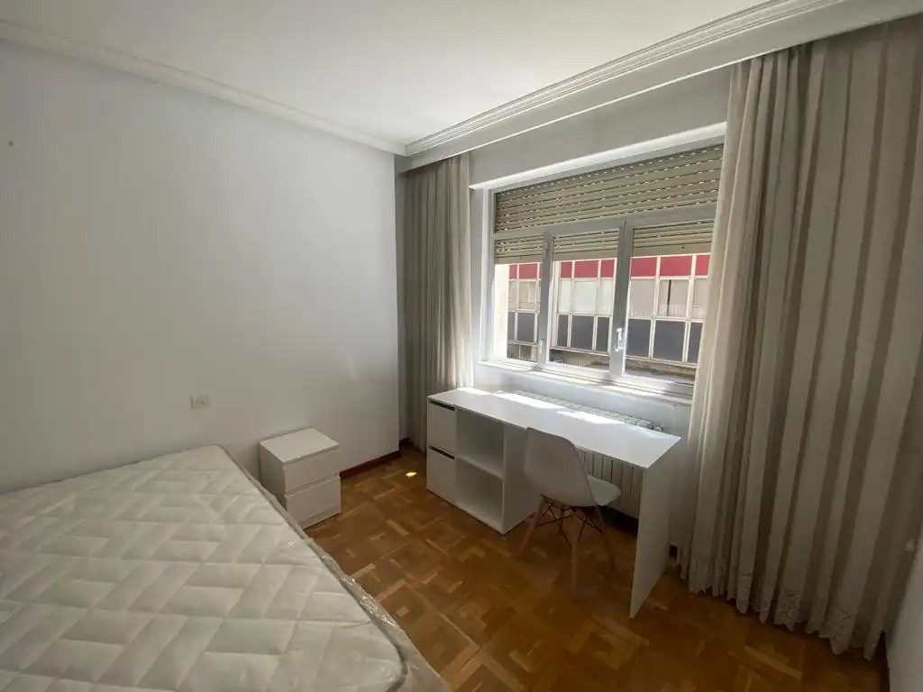Piso con terraza en alquiler en RODRIGUEZ FABRES, imagen 28