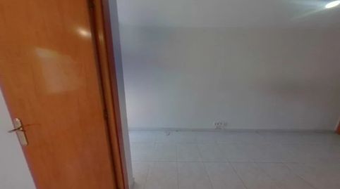 Foto 5 de Piso en venta en Carrer de Camprodon, Can Mariner, Santa Coloma de Gramenet