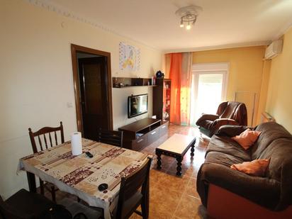 Sala d'estar de Pis en venda en Ciudad Real Capital amb Aire condicionat i Terrassa
