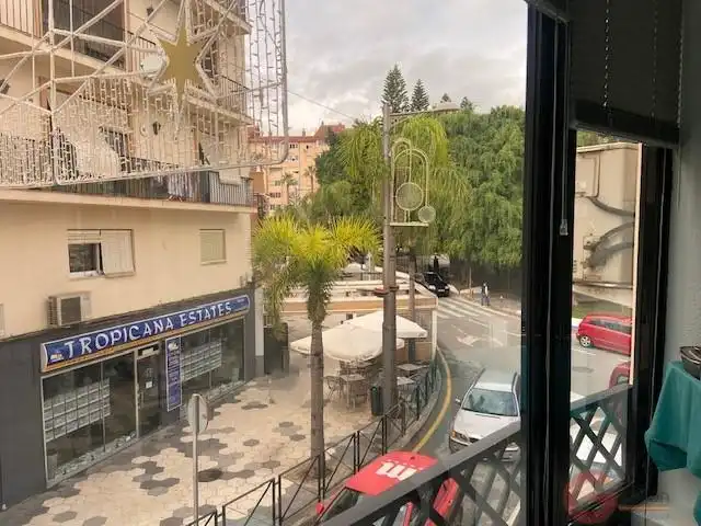 Vista exterior de Pis en venda en Almuñécar amb Aire condicionat i Terrassa