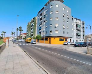 Vista exterior de Pis en venda en Alzira amb Aire condicionat i Balcó