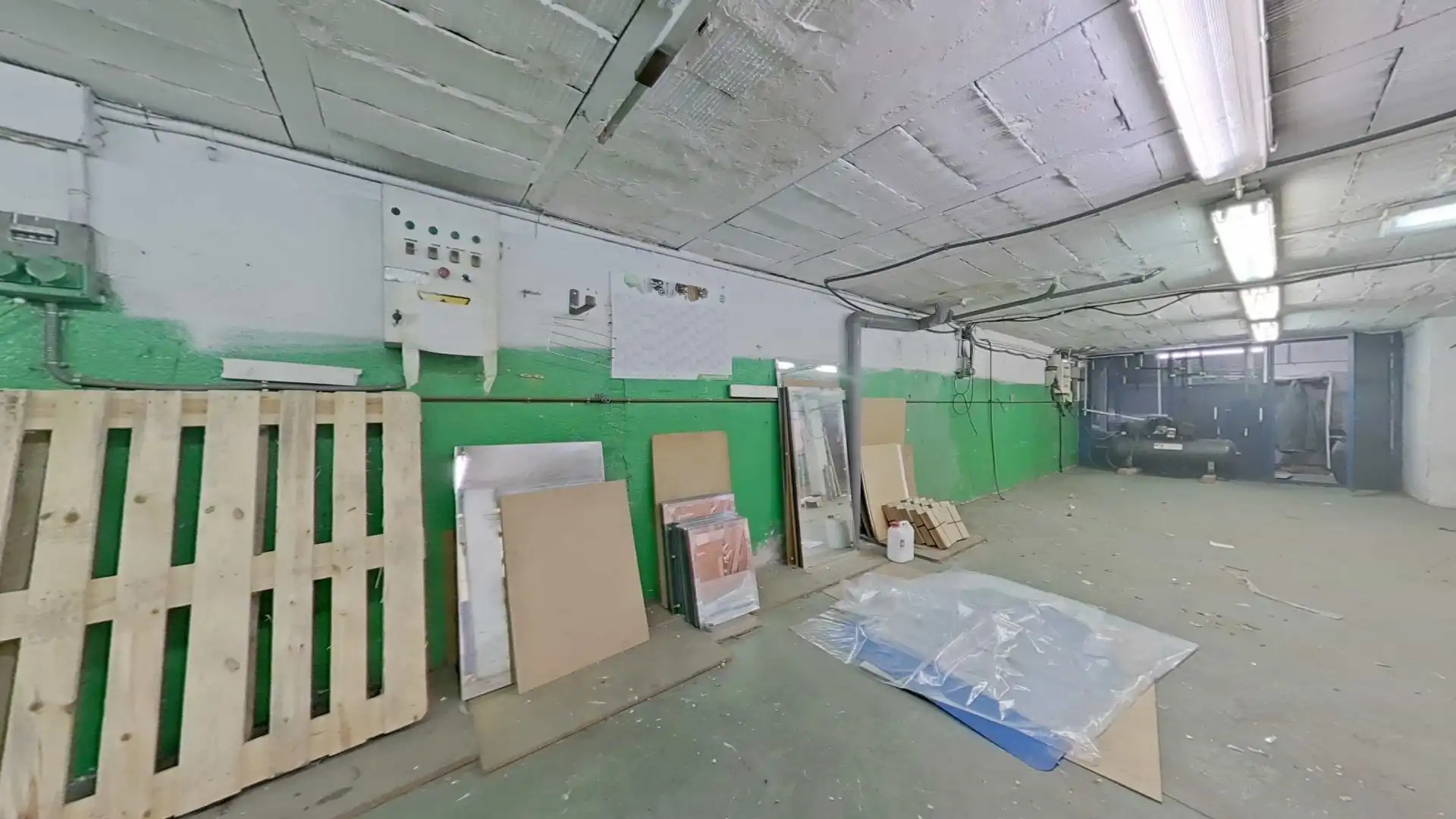 Nave industrial de alquiler en Ripollet