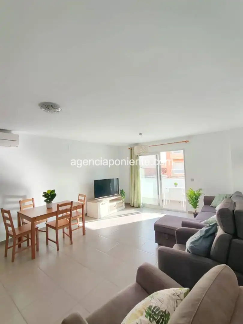 Appartement compact avec terrasse à vendre à Paseo de la Castellana