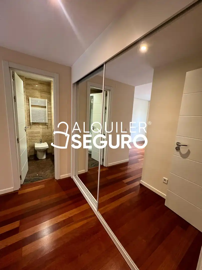 Habitación de Piso de alquiler en Madrid con Aire acondicionado, Calefacción y Terraza