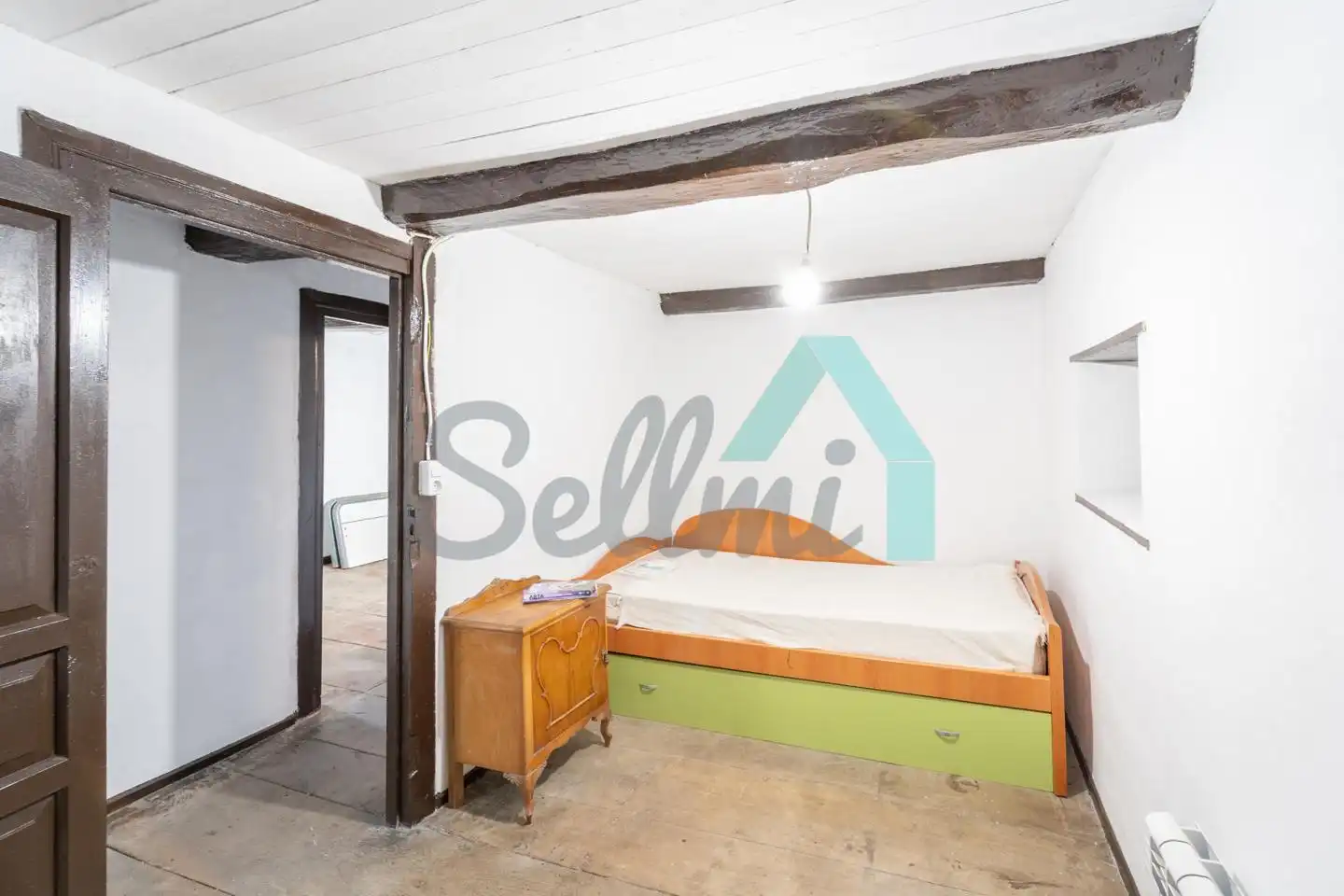 Habitación de Casa adosada en venta en Quirós con Parquet y Trastero
