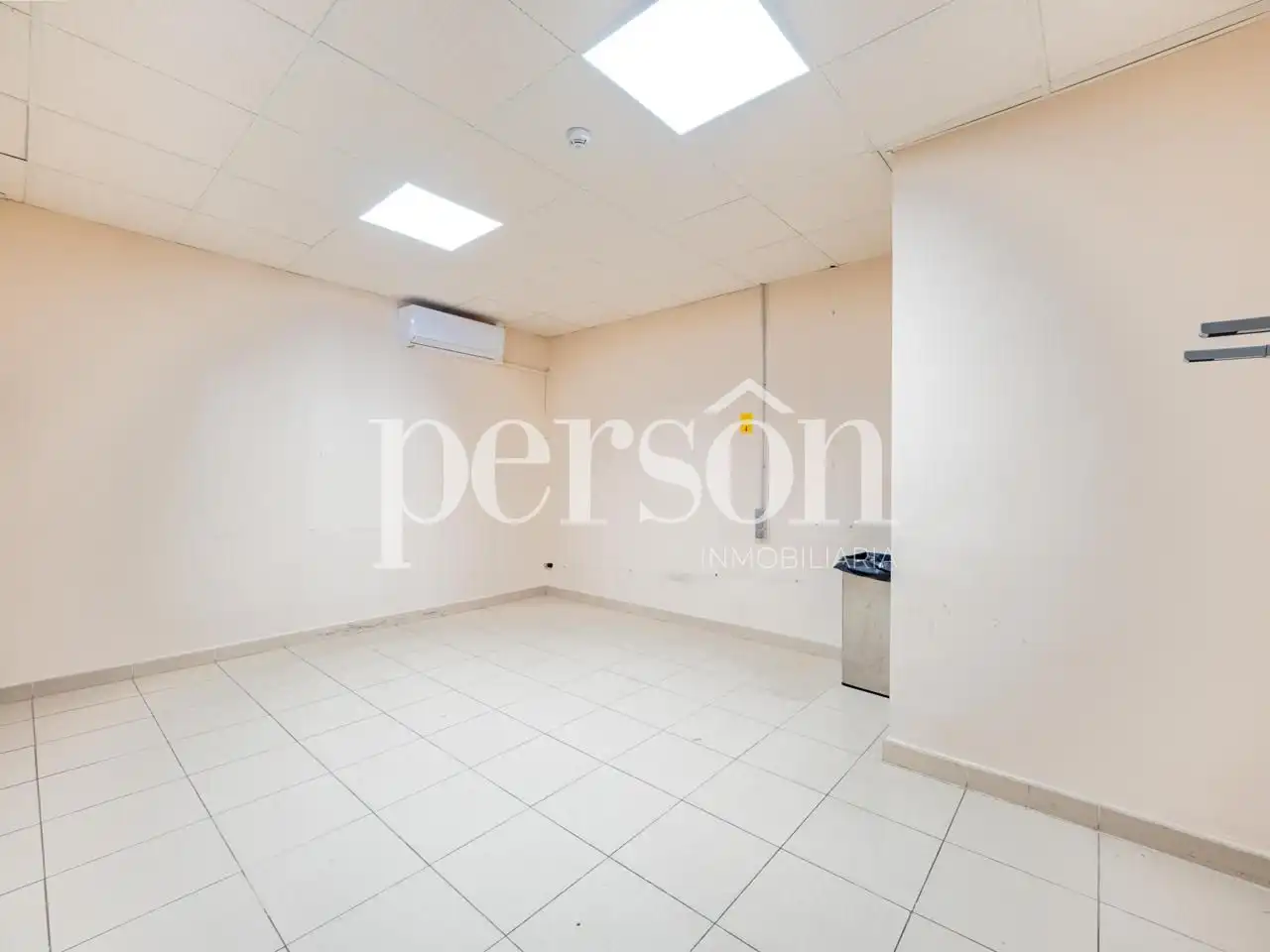 Industrial building to rent in Fuente del Jarro, imagen 16