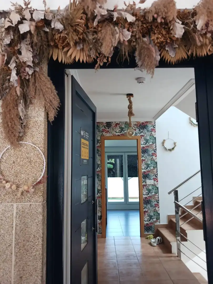 Casa adosada de alquiler en Cangas  con Aire acondicionado, Calefacción y Jardín privado