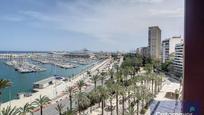 Vista exterior de Àtic en venda en Alicante / Alacant amb Aire condicionat, Calefacció i Terrassa