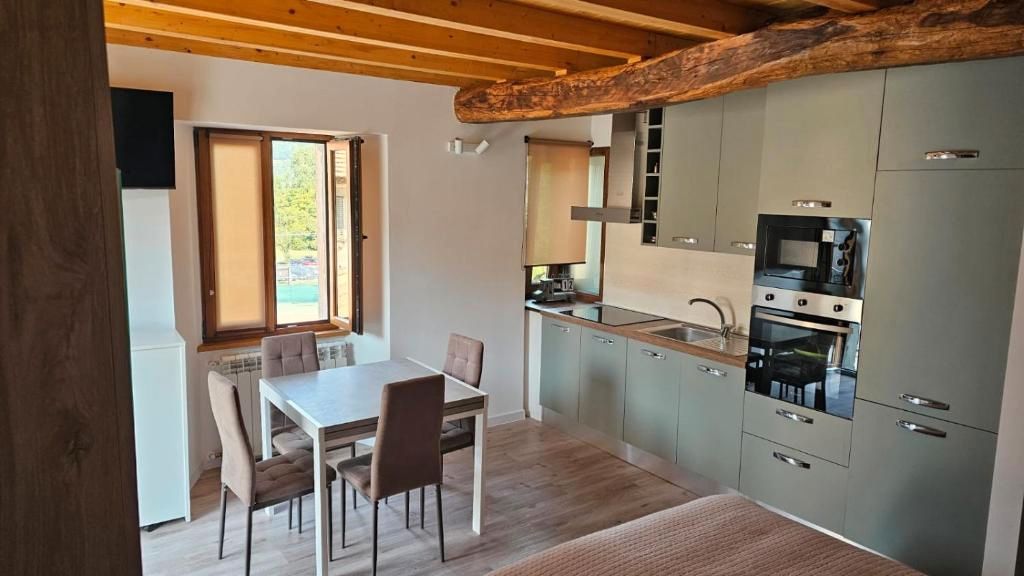 Cocina de Piso de alquiler en Fuengirola con Amueblado y Se aceptan mascotas