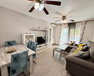 Living room of Flat for sale in  Madrid Capital  with Air Conditioner, Heating and Parquet flooring
