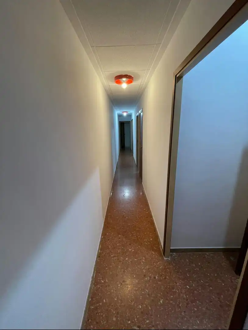 Flat for share in Barcelona  with Air Conditioner, Heating and Washing machine