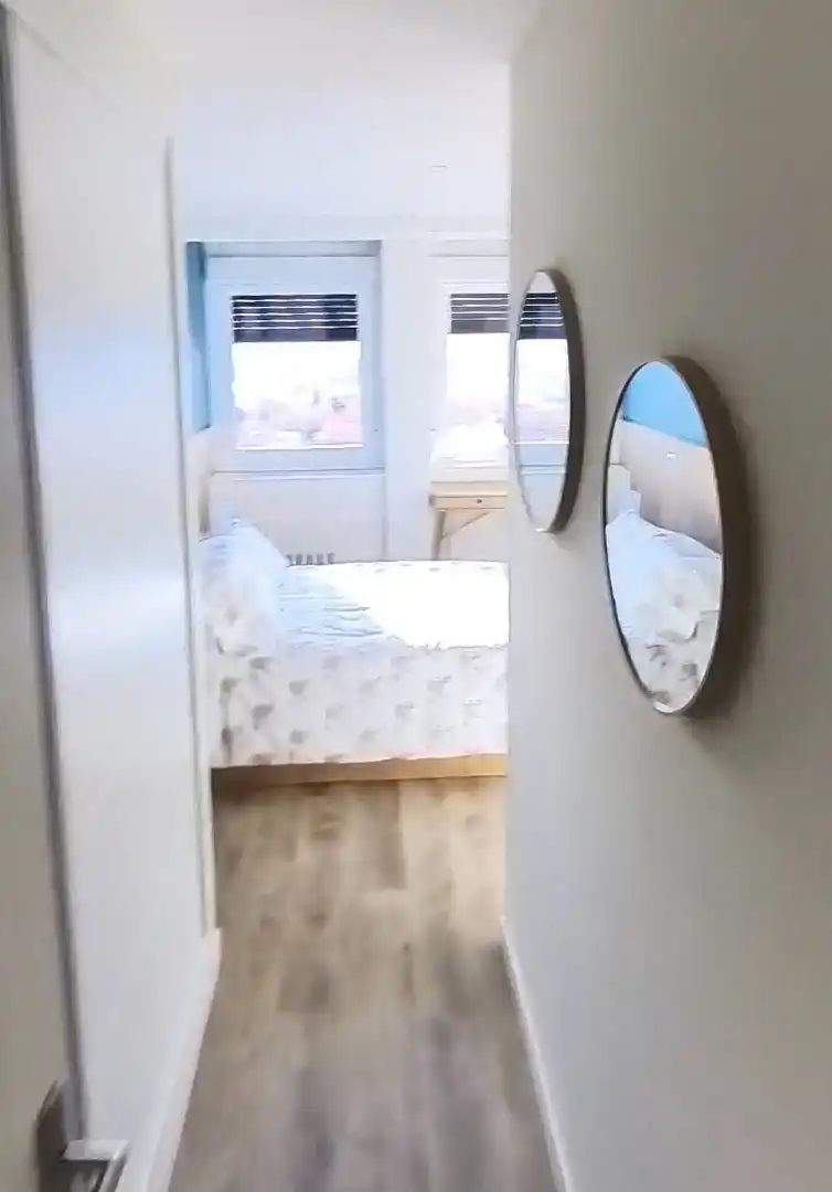 Habitación de Piso en venta en Madrid con Amueblado, Horno y Lavadora