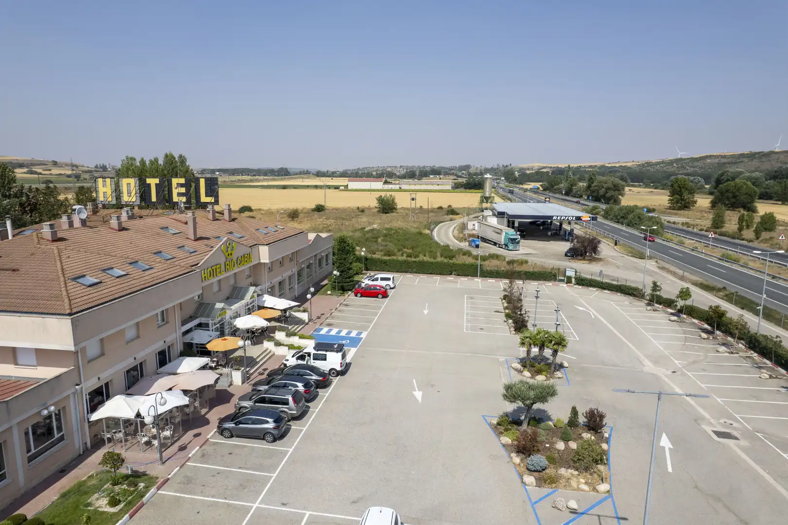 Edificio en venta en Cavia