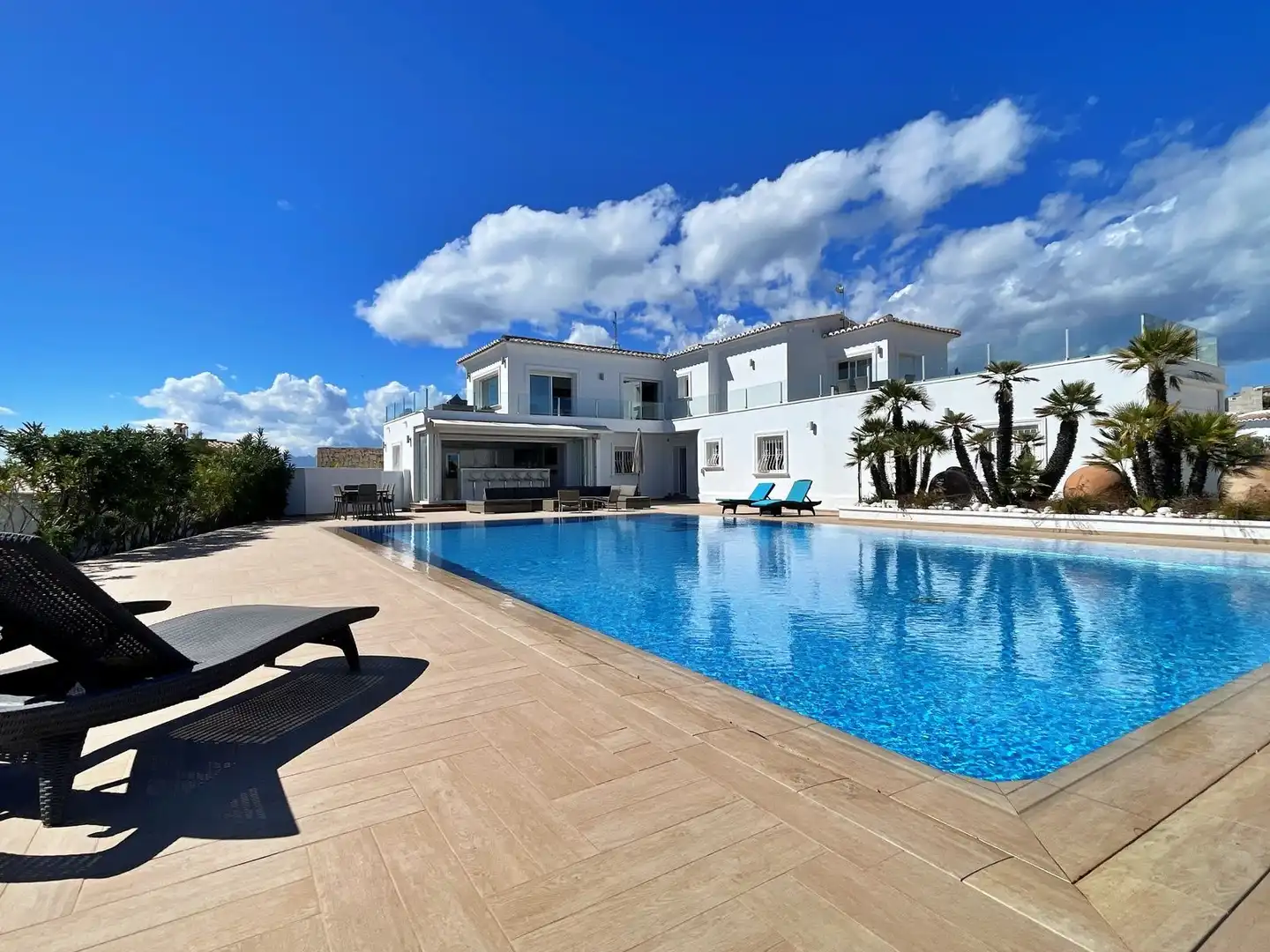 Villa mit Pool zum Verkauf in Cumbre del Sol