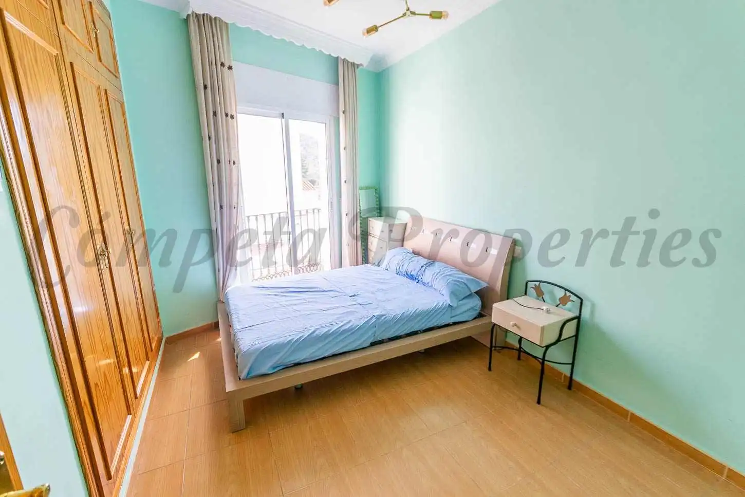 Apartament amb terrassa en venda a Sayalonga, imagen 13