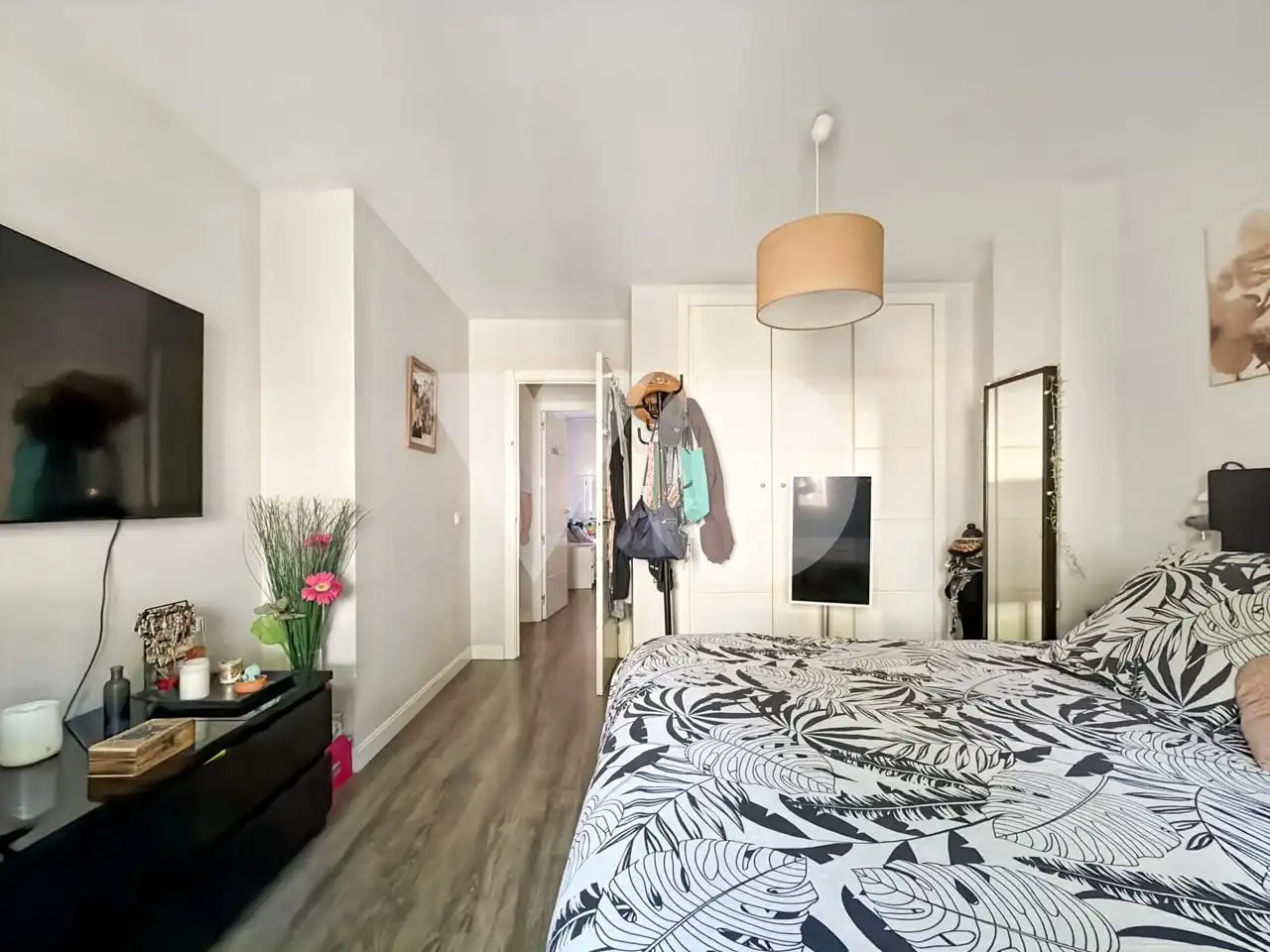 Bedroom of Flat for sale in San Sebastián de los Reyes  with Air Conditioner, Heating and Terrace