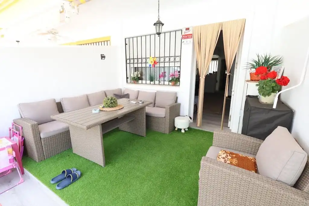 Terraza de Casa o chalet en venta en Pilar de la Horadada con Jardín privado, Terraza y Amueblado