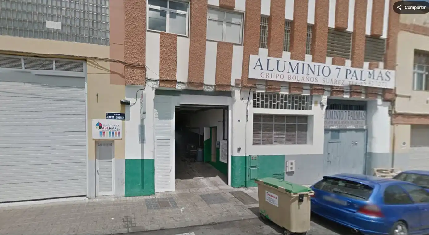 Fabrikhallen zum Verkauf in Calle Albert Einstein, Los Tarahales - La Paterna, Centro