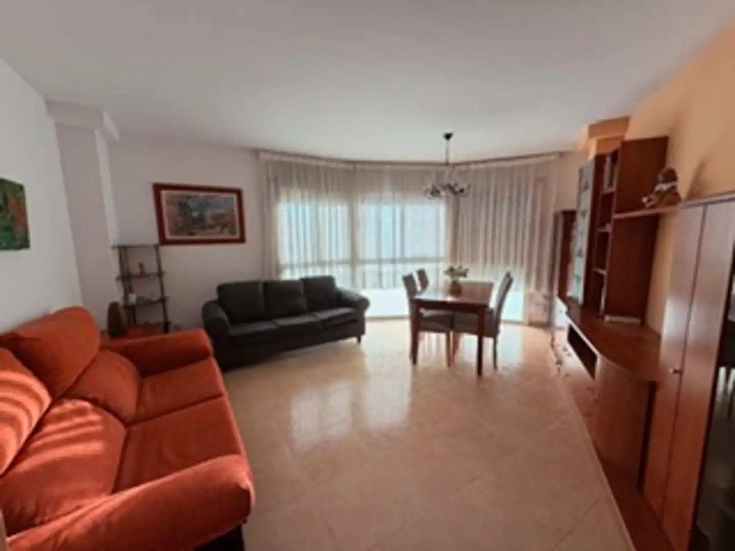Sala de estar de Piso en venta en El Vendrell con Calefacción, Amueblado y Alarma