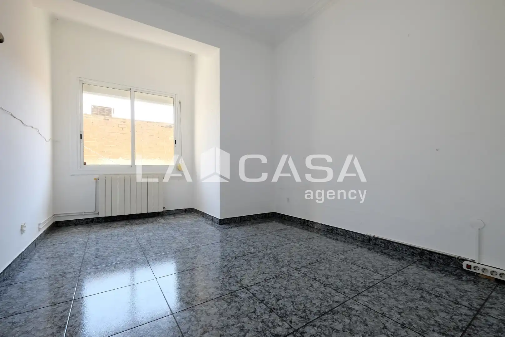 Flat for sale in Barcelona  with Heating and Terrace
