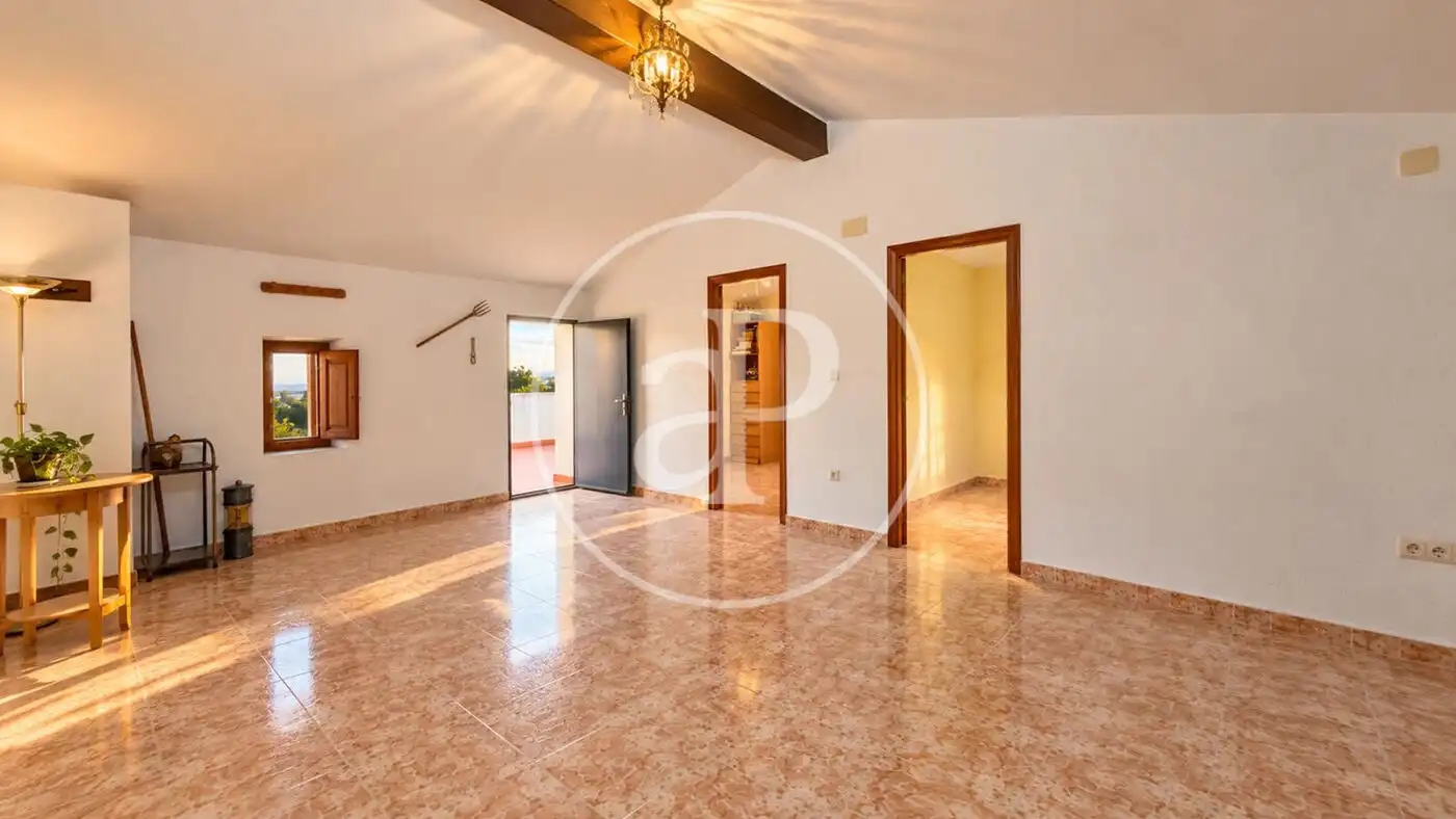 Country house with terrace for sale in Urbanizaciones, imagen 3
