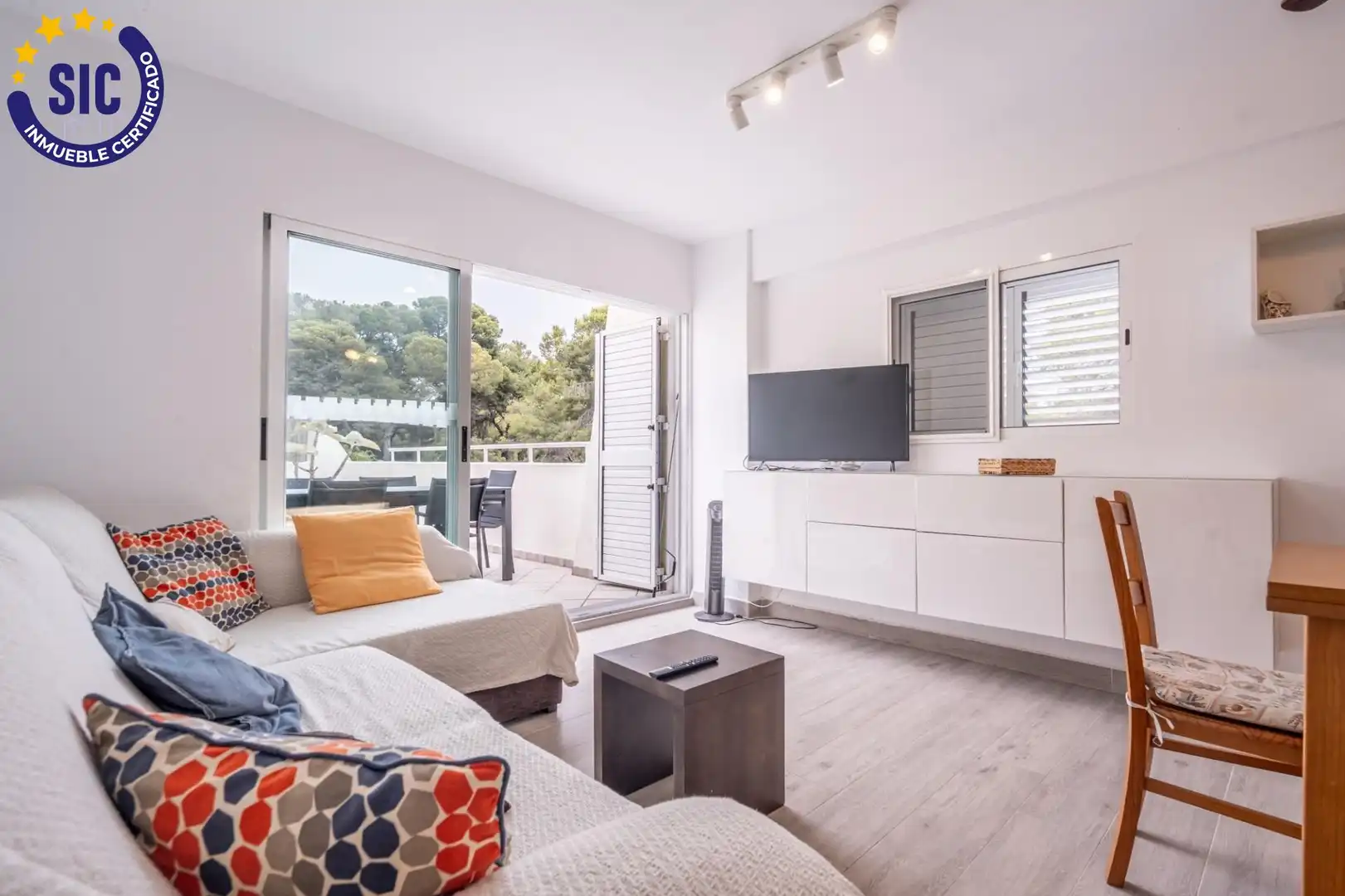 Living room of Apartments for sale in Valencia  with Air Conditioner, Heating and Private garden