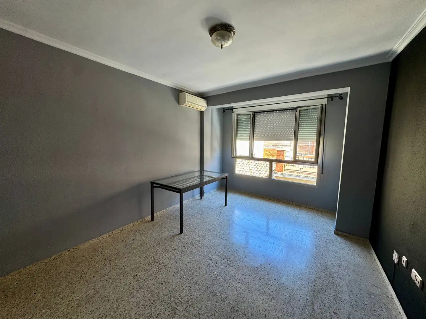 Flat with terrace for sale in Carrer de les Ferreries 8, imagen 2