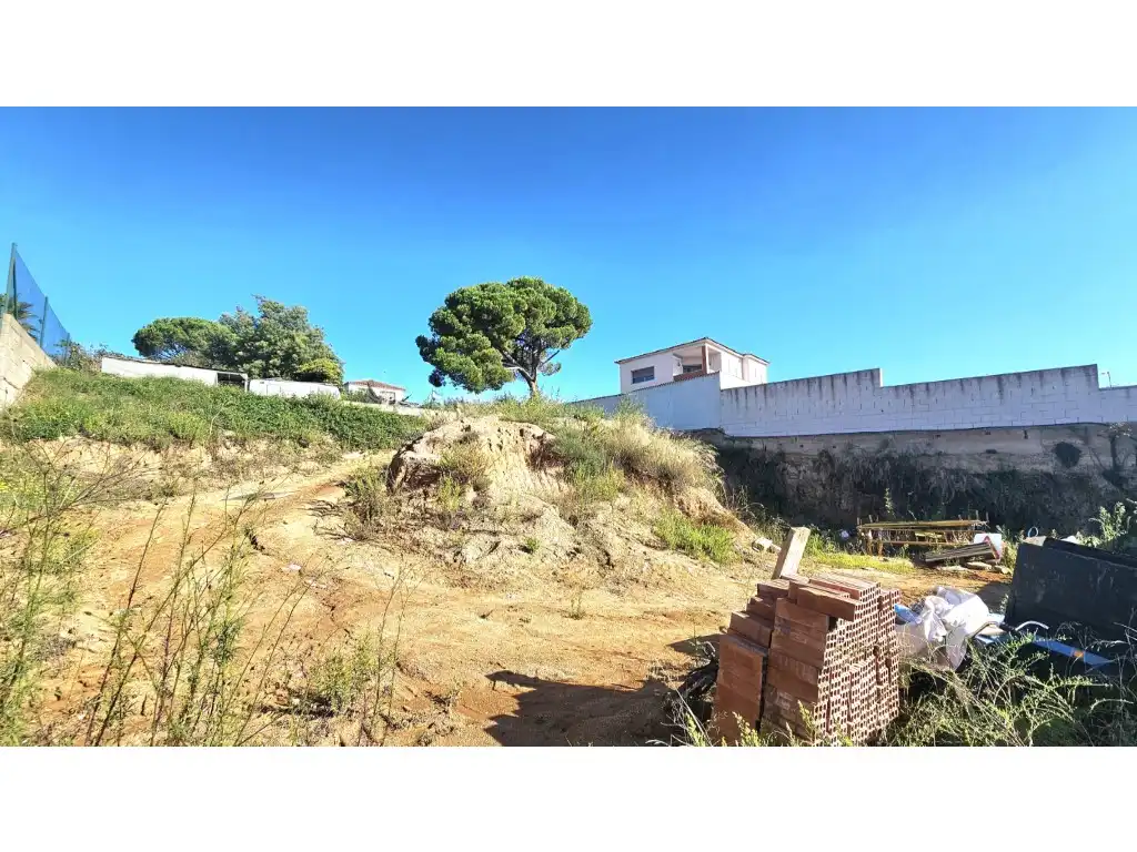 Wohnbaugrundstück zum Verkauf in Calle Emporda (P.P. I) 13, imagen 3