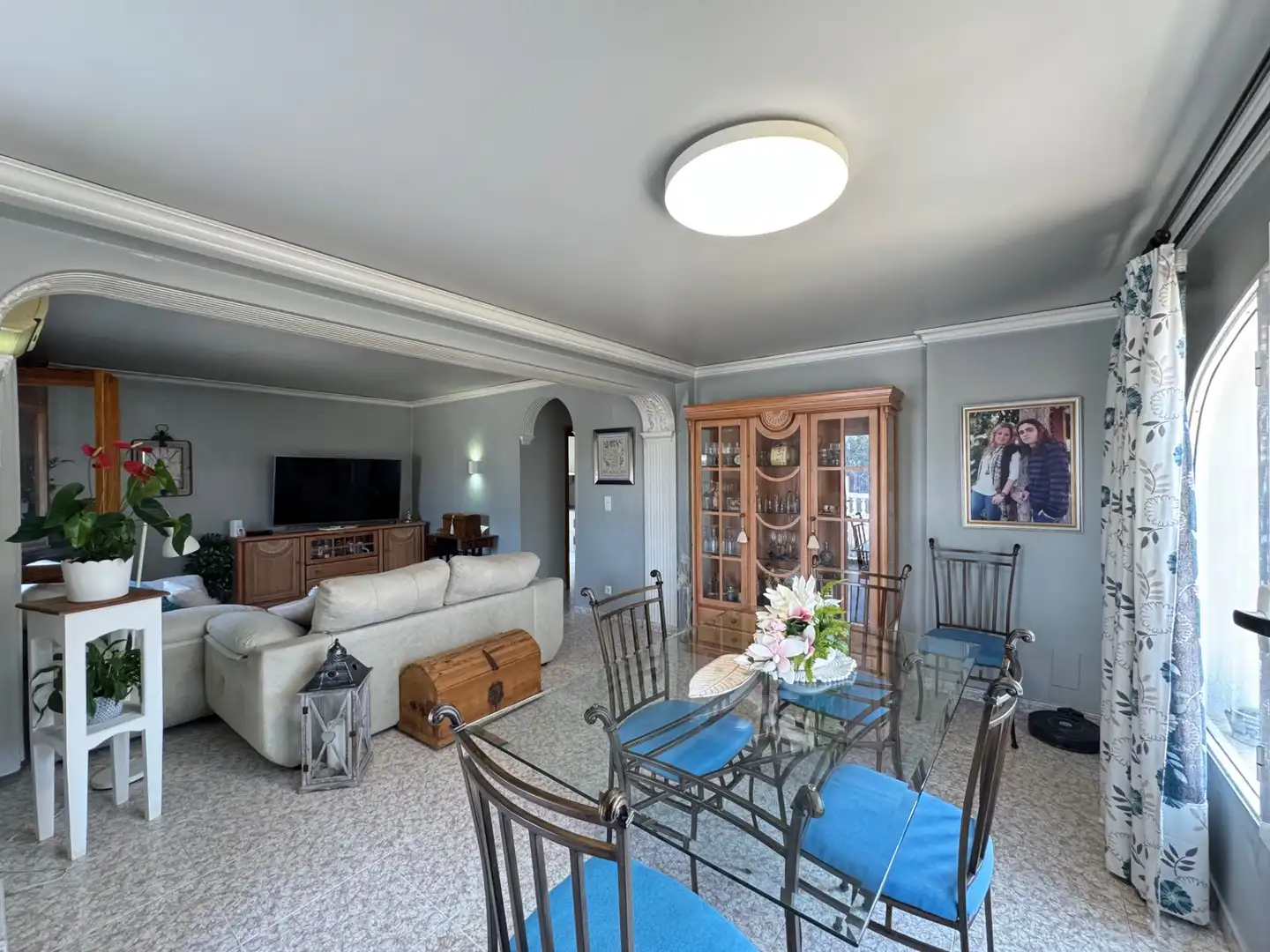 Sala d'estar de Casa o xalet en venda en Dénia amb Jardí privat, Terrassa i Piscina
