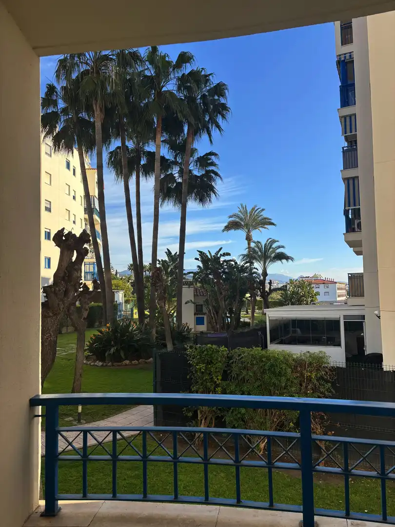Home with terrace for sale in Estepona Pueblo, imagen 2