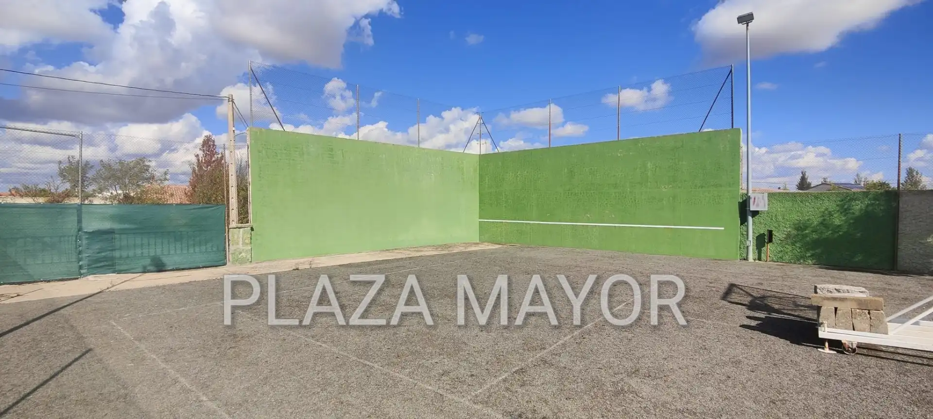 Vista exterior de Casa o chalet en venta en Calzada de Valdunciel con Calefacción, Jardín privado y Parquet