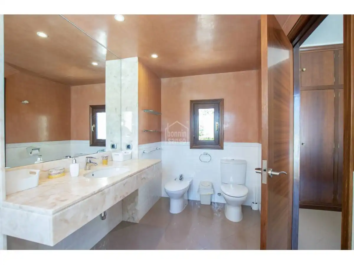 Baño de Casa o chalet en venta en Ciutadella de Menorca con Calefacción, Jardín privado y Terraza