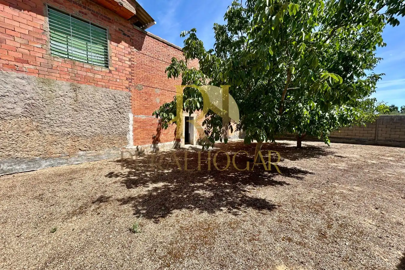 Houses for sale in Villazala  with Storage room