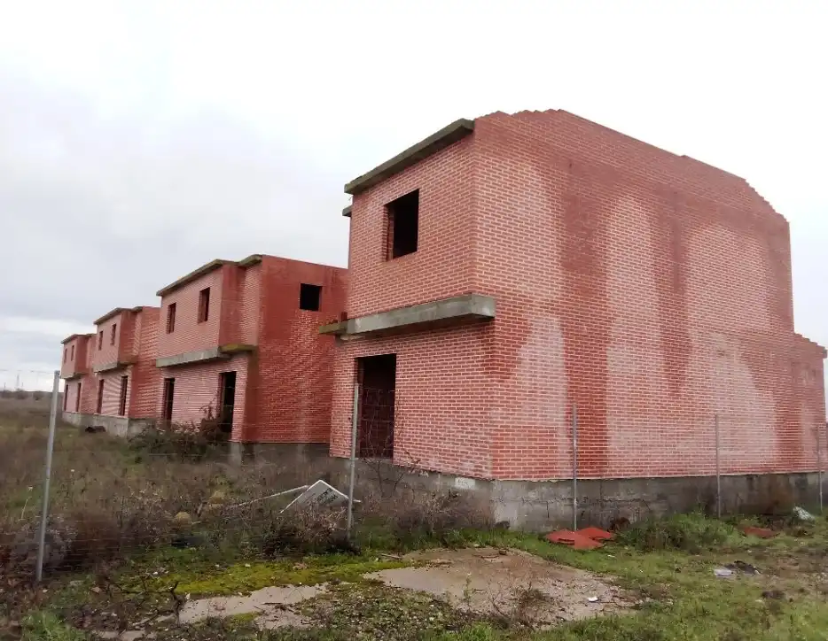 Exterior view of Houses for sale in Matapozuelos