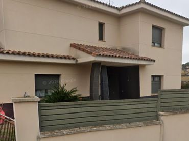 Haus mit Garten zum Verkauf in Carrer Lluna 3