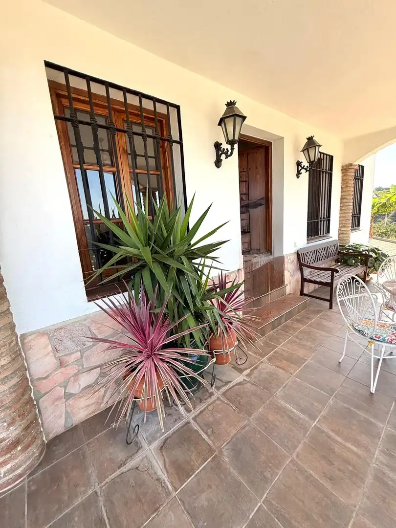 Casa rustica con giardino in vendita a Calle diseminado Real Bajo