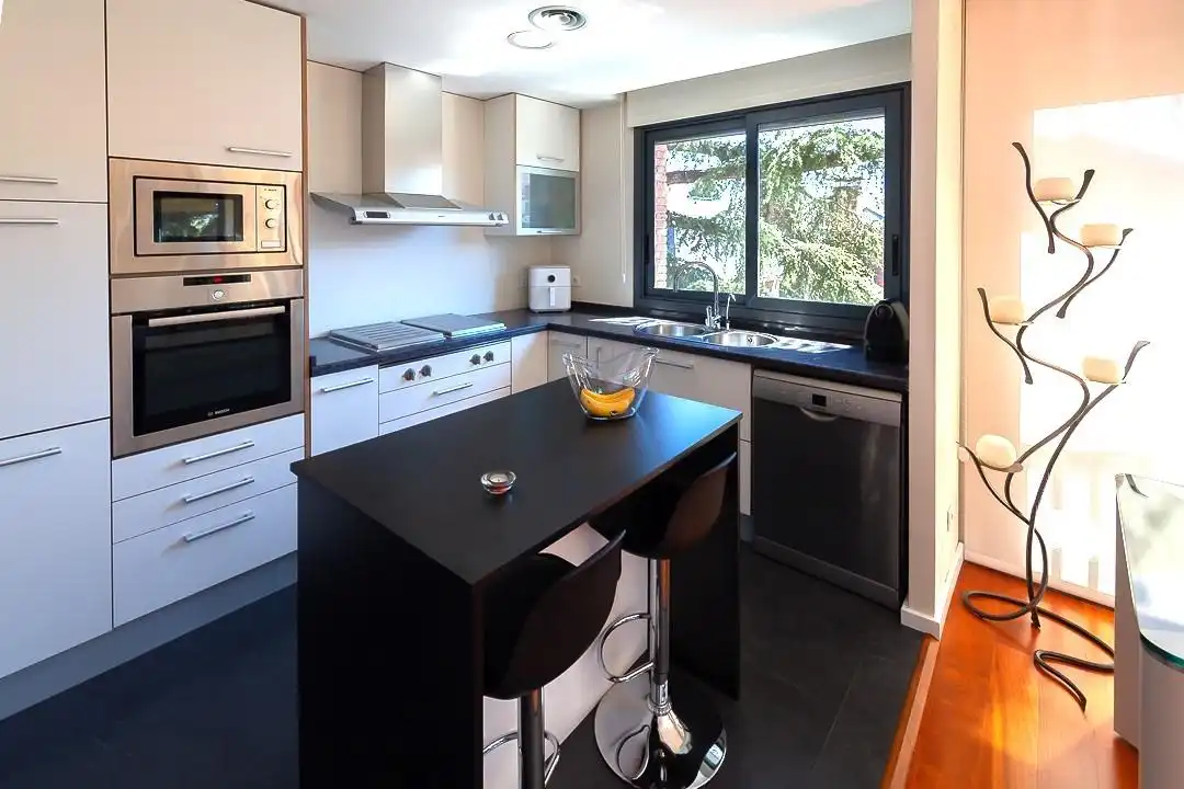 Kitchen of Attic for sale in Sant Cugat del Vallès  with Air Conditioner, Heating and Private garden