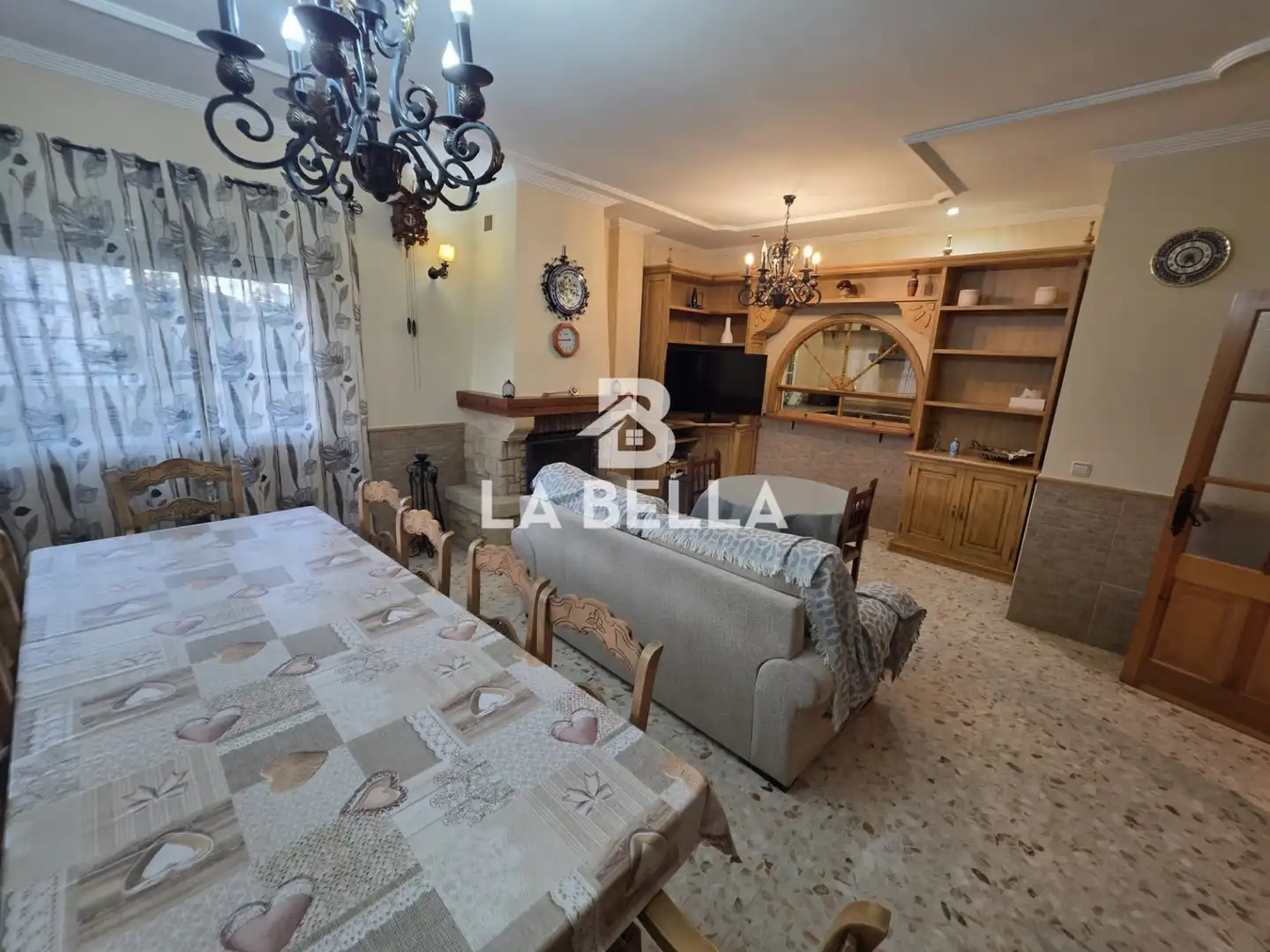 Casa o xalet en venda en Sevilla amb Aire condicionat, Jardí privat i Traster