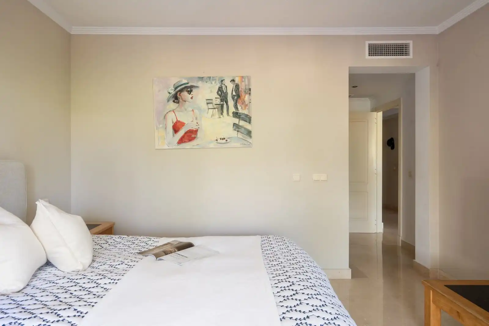 Dormitori de Apartament en venda en Marbella amb Aire condicionat, Terrassa i Traster