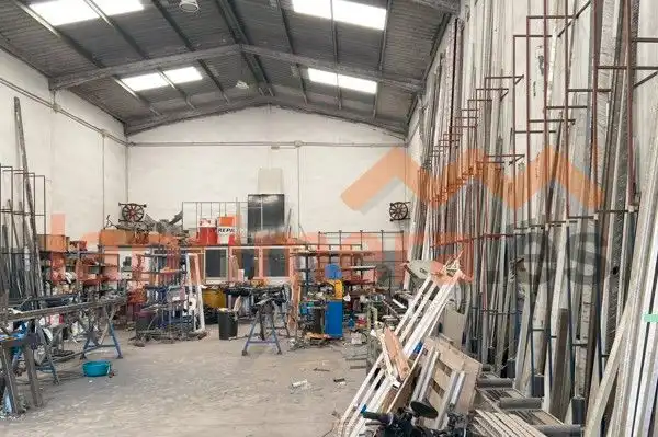 Industrial building to rent in Alaquàs, imagen 2